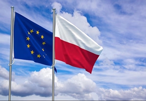 Эксперт: власти Польши возомнили себя элитой общества