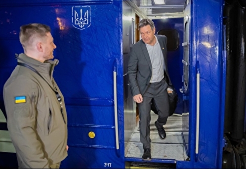 Вице-канцлер Германии Хабек прибыл в Киев с необъявленным визитом