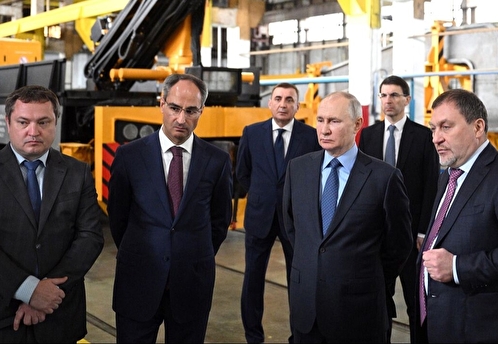 Путин прибыл в Тулу на завод по производству тяжелой путевой техники