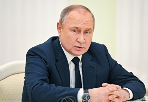 Путин: в ближайшие полтора года не должно быть серьезных изменений платежей по ЖКХ
