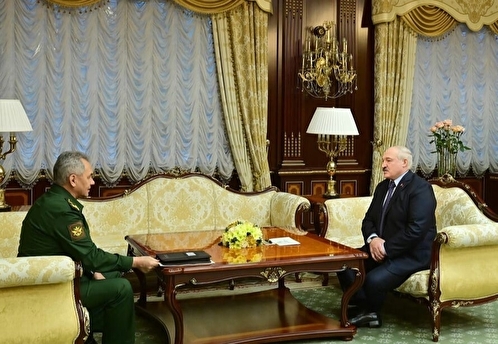 Лукашенко на переговорах с Шойгу попросил дать гарантии защиты от внешней агрессии
