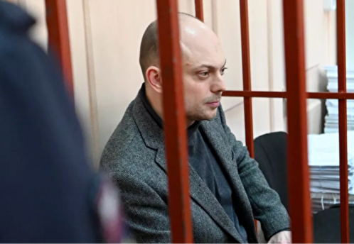 Мосгорсуд приговорил Владимира Кара-Мурзу к 25 годам колонии строгого режима и штрафу