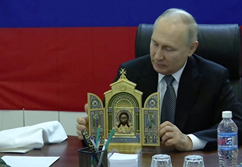 Песков: Путин посещал зону спецоперации в понедельник