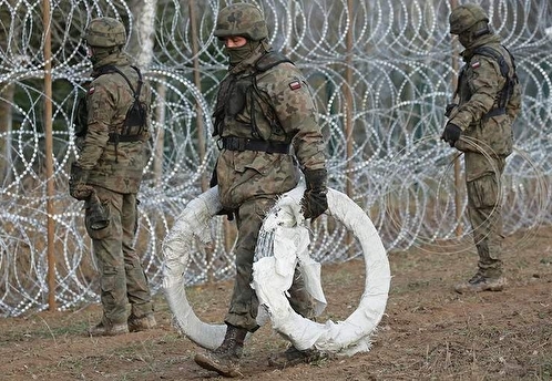 Польша начала строительство электронного заграждения на границе с Россией