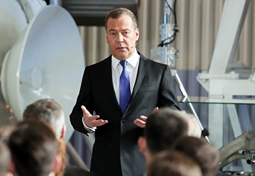 Медведев заявил, что тихий раздел Украины лучше ее вступления в НАТО