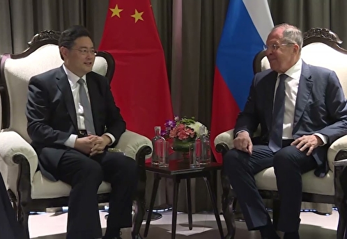 Глава МИД КНР заявил Лаврову о готовности вместе с РФ урегулировать кризис на Украине