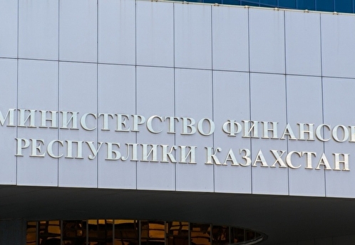 В Казахстане опровергли информацию об ограничении работы банков по платежам в рублях