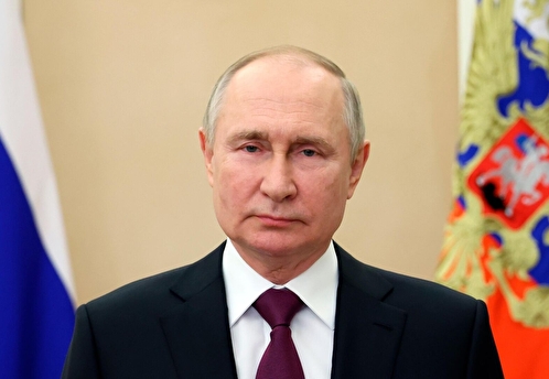 Владимир Путин поздравил граждан РФ с Днем России