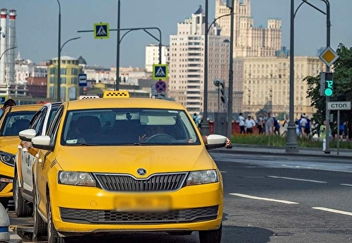 Госдума РФ приняла закон об обязательном страховании пассажиров такси