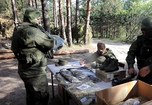 Российские военные начали получать всесезонные комплекты новой формы, созданной для СВО