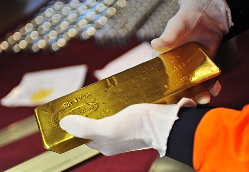 Reuters: страны стали возвращать свои золотые резервы на фоне антироссийских санкций