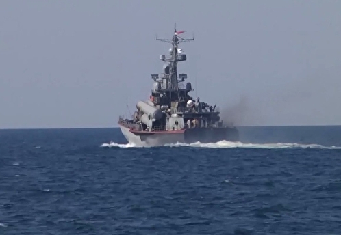 ВС РФ провели в Черном море учения по изоляции временно закрытого для судоходства района