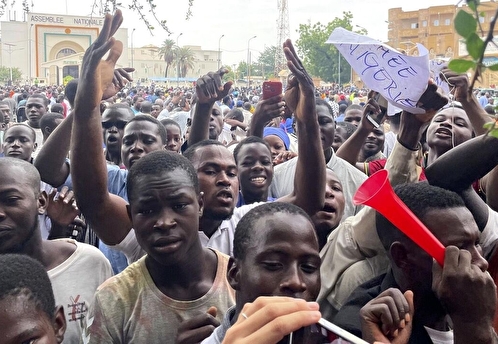 Monde: Совбез Африканского союза решил не использовать силу в Нигере