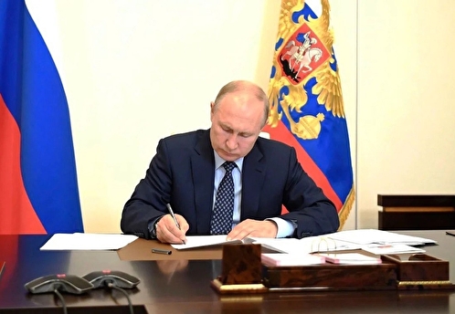 Путин подписал указ о присяге добровольцев и бойцов теробороны под флагом РФ