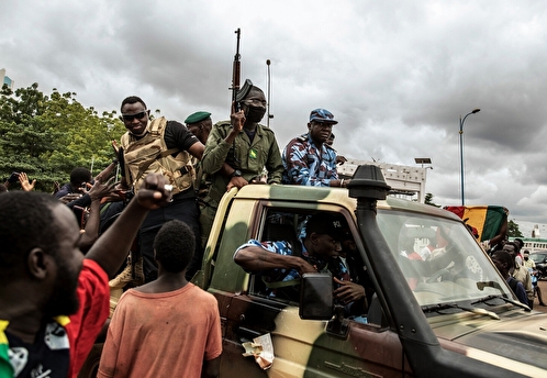 Макрон заявил о готовности Франции поддержать военные действия ЭКОВАС в Нигере