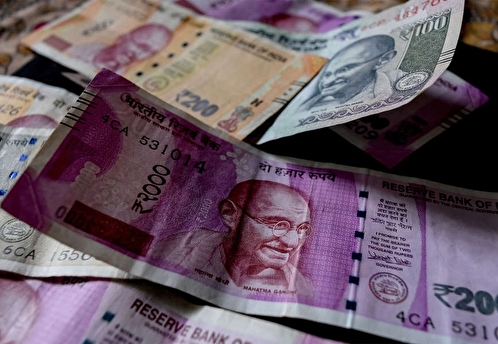 Задорнов: «зависшие» рупии стали одной из неочевидных причин ослабления рубля