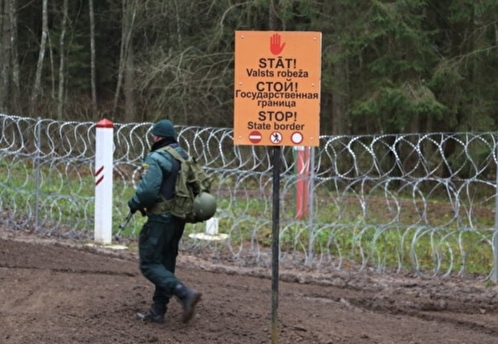 Двое латвийских военных с оружием в руках пересекли белорусскую границу