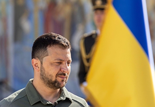 Рада: решение по выборам на Украине примут во время визита Зеленского в США