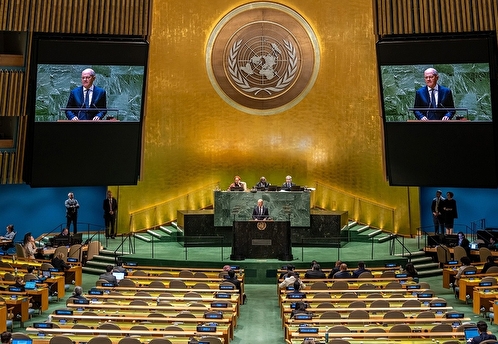 Шольц выступил с речью на 78-й сессии ГА ООН в Нью-Йорке почти при пустом зале