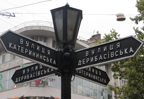 Жители Одессы выступили против переименования площади Льва Толстого
