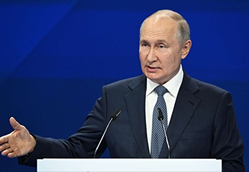 Путин: перед нами стоит задача строительства нового мира