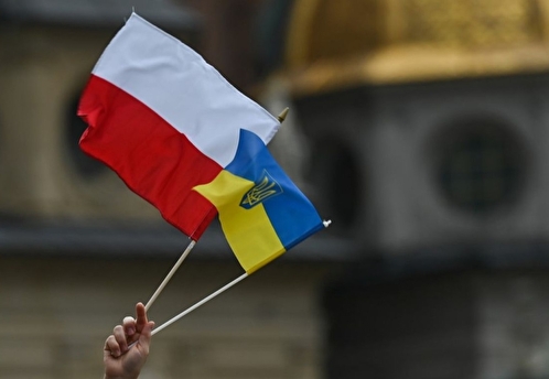 LB: Украине не стоит питать иллюзий относительно нового правительства в Польше