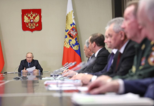 В закрытой части совещания Путина обсуждали противодействие внешним манипуляциям