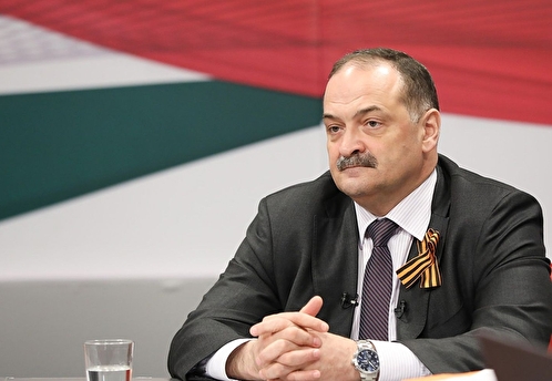 Песков сообщил о поддержке усилий главы Дагестана Меликова по наведению порядка в регионе