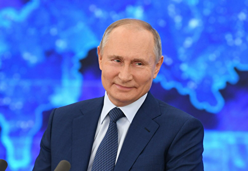 Путин шуткой отреагировал на сбой в работе его микрофона в Казахстане