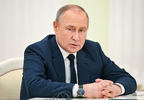 Путин примет участие в передаче регионам техники для общественного транспорта