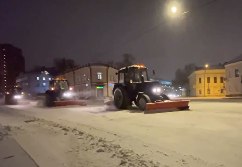 В Москве повсеместно организованы работы по очистке от снега улично-дорожной сети