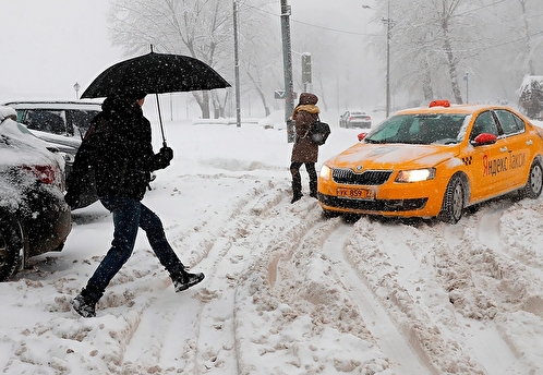 Цены на такси в Москве выросли вдвое после снегопада