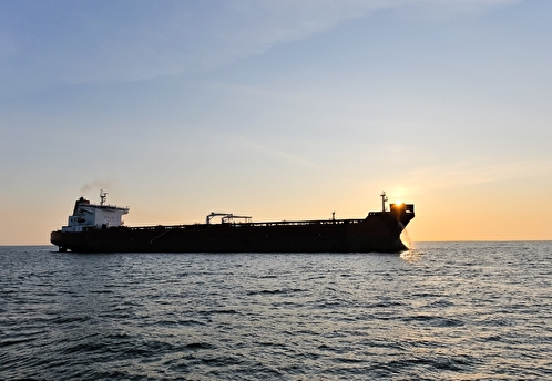 Bloomberg: шесть танкеров с российской нефтью не пустили в Индию