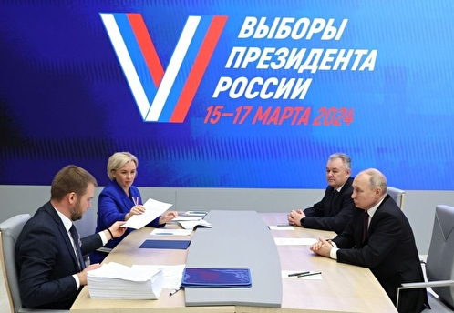 Избирательный штаб Владимира Путина начал работу в Гостином Дворе