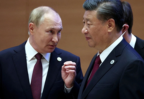 Ушаков: Путин и Си Цзиньпин обсудили вопросы финансового сотрудничества стран