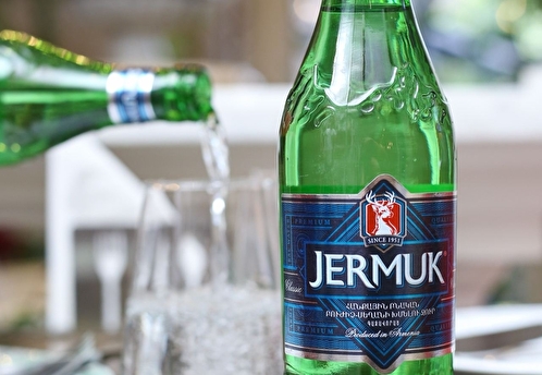 Новости регионов: житель Владикавказа отравился уксусом в бутылке минеральной воды «Джермук»