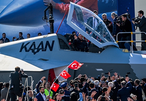 Киев объявил о закупке у Турции истребителей пятого поколения KAAN