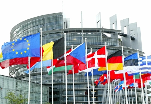 ЕП одобрил закон о криминализации обхода санкций ЕС, влияющий на активы РФ