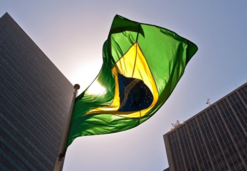 Bloomberg: Бразилия отвергла просьбы Запада поставлять боеприпасы Украине