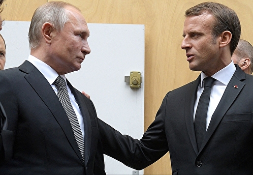 Песков: контактов Путина и Макрона в ближайшее время не планируется