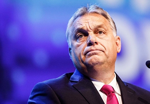Politico: тысячи жителей Будапешта протестуют против Орбана