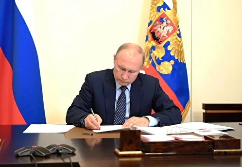 Путин подписал указ о выплатах контрактникам Росгвардии на СВО