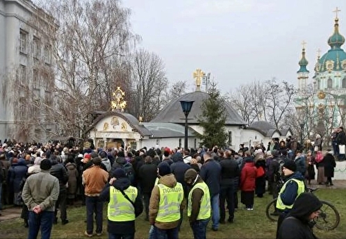 В Киеве завершили снос часовни Украинской православной церкви