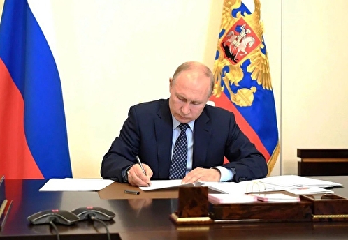 Путин поручил восстановить жилье в регионах после паводка до начала отопительного сезона