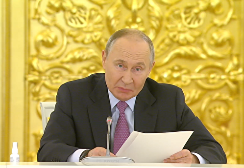Путин призвал подготовить справочник по нацпроектам с этапами достижения целей