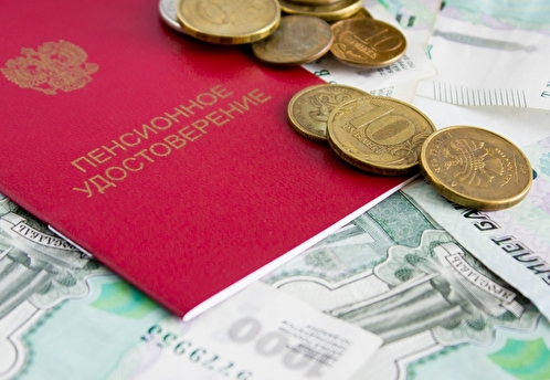 Пенсии работающих пенсионеров проиндексируют на 7,3% с 1 января 2025 года