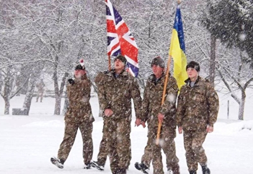 FT: в Киеве рассчитывают, что Запад отправит на Украину 50 тысяч военных