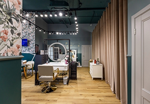 Мама мыла раму. В Москве и Краснодаре открылись салоны красоты с детскими комнатами