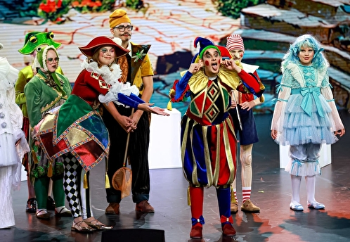 Инклюзивная студия «Сны Алисы» показала спектакль «Буратино и Золотой ключик»