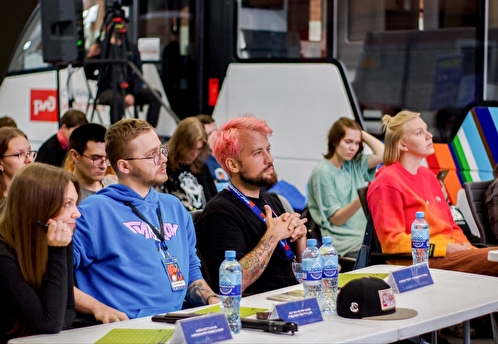 БОМБОРА везет лучшие книги и лекции на «ГикКон-2025» в Екатеринбурге